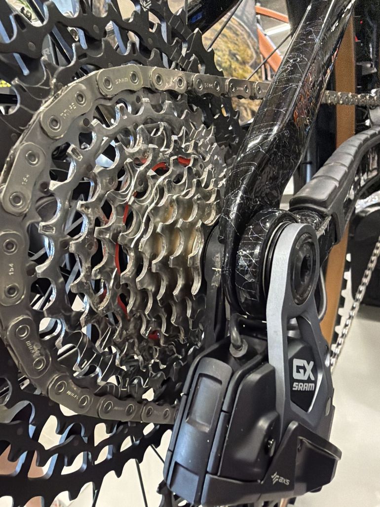 Brugt Trek FUEL EXe 9.8 GX AXS T-Type 2025 2025 Mountainbike — billede 14 af 16