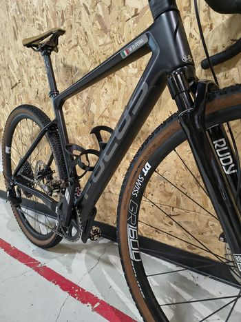 Used Focus ATLAS 8.8 APEX 2025 2025 Road & Gravel, Nero — image 3 of 11