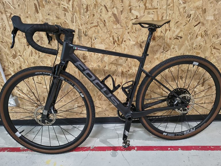 Used Focus ATLAS 8.8 APEX 2025 2025 Road & Gravel, Nero — image 2 of 11