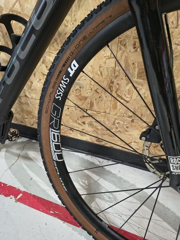 Used Focus ATLAS 8.8 APEX 2025 2025 Road & Gravel, Nero — image 8 of 11
