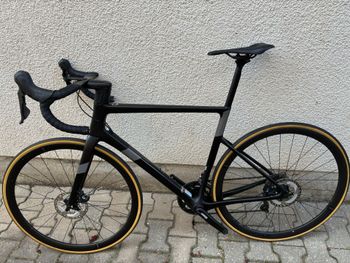 Used Cannondale SuperSix EVO Shimano Ultegra 2019 Road & Gravel — image 7 of 8