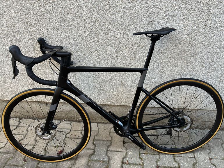 Used Cannondale SuperSix EVO Shimano Ultegra 2019 Road & Gravel — image 7 of 8
