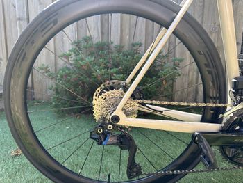 Used Orbea Orbea Orca M20i Shimano 105 Di2 2024 Road & Gravel, White — image 2 of 7