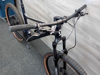 Used Scott Spark 970 2023 2023 Mountainbike, Blue, 29 — image 5 of 5