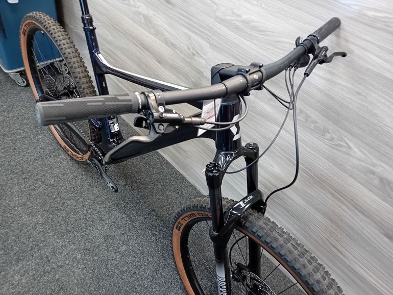 Used Scott Spark 970 2023 2023 Mountainbike, Blue, 29 — image 5 of 5