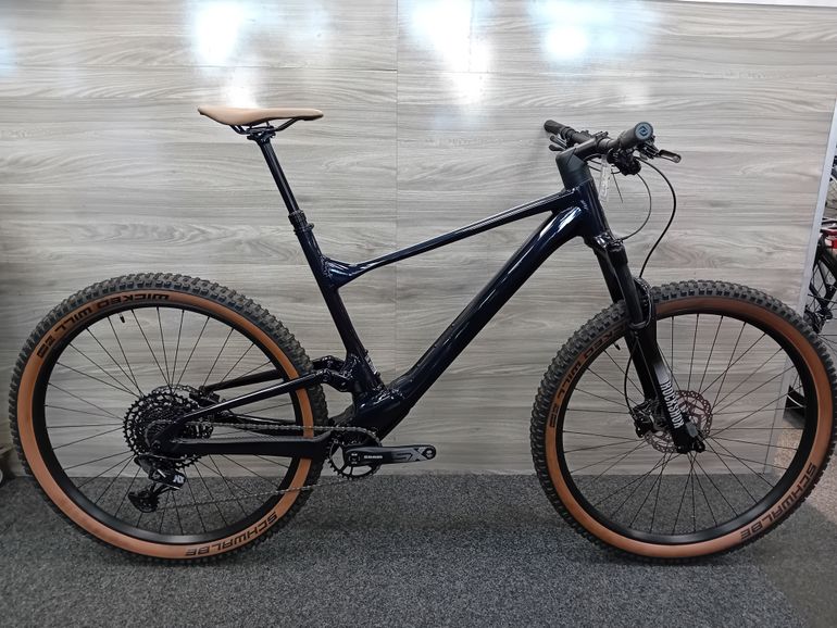Used Scott Spark 970 2023 2023 Mountainbike, Blue, 29 — image 1 of 5
