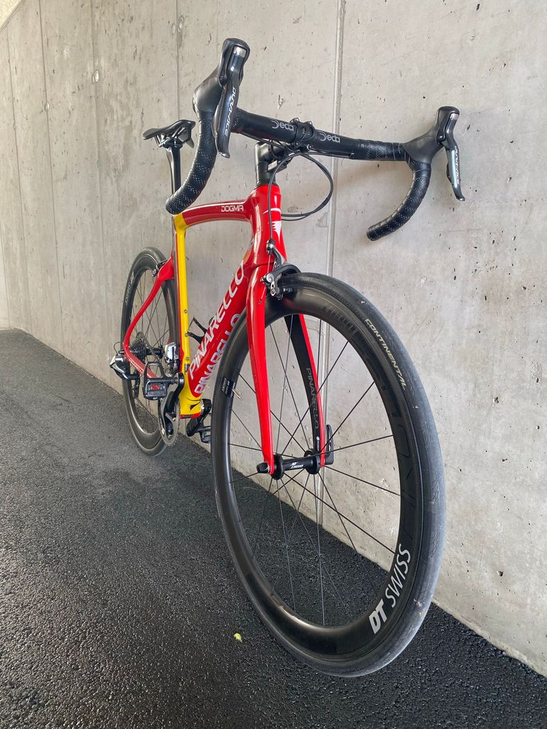 Used Pinarello Dogma F8 Xlight Dura-Ace Di2 Bike 2019 2019 Road & Gravel, Red — image 4 of 4