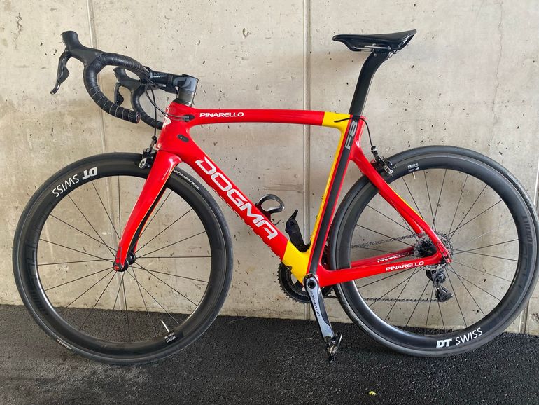 Used Pinarello Dogma F8 Xlight Dura-Ace Di2 Bike 2019 2019 Road & Gravel, Red — image 2 of 4