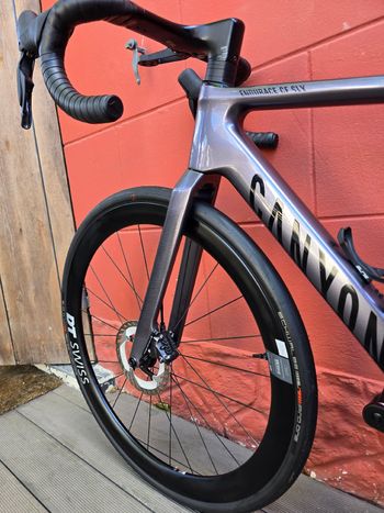 Used Canyon Endurace CF SLX 8 Di2 2026 2026 Road & Gravel, Purple — image 12 of 14