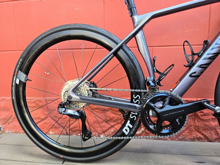 Used Canyon Endurace CF SLX 8 Di2 2026 2026 Road & Gravel, Purple — image 10 of 14