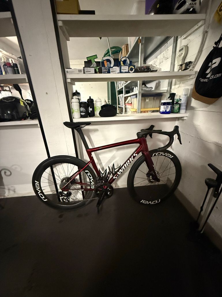 Used Specialized S-Works Tarmac SL8 - Shimano Dura-Ace Di2 2024 2024 Road & Gravel — image 3 of 3