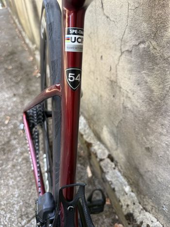 Used Specialized S-Works Tarmac SL8 - Shimano Dura-Ace Di2 2024 2024 Road & Gravel, Red — image 8 of 10