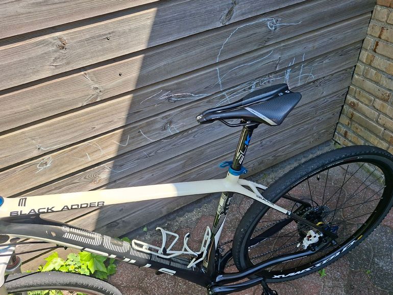 Used BULLS Black Adder Shimano Deore XT 2016 Mountainbike, White — image 17 of 20