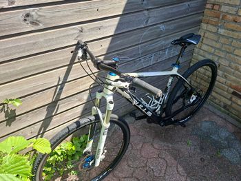 Used BULLS Black Adder Shimano Deore XT 2016 Mountainbike, White — image 18 of 20