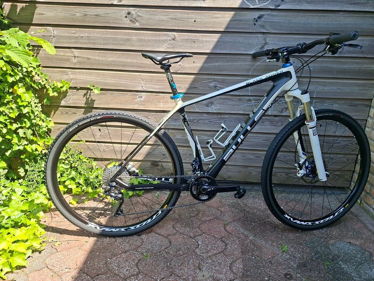 Used BULLS Black Adder Shimano Deore XT 2016 Mountainbike, White — image 2 of 20