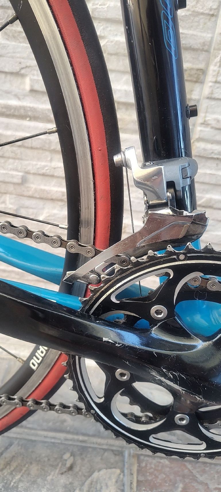 Used Lapierre Sensium Shimano 105 2016 Road & Gravel, Black — image 4 of 7