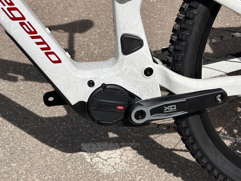 Used Megamo CRB 02 AVINOX M2s 2027 2027 Mountainbike, Bianco — image 15 of 18