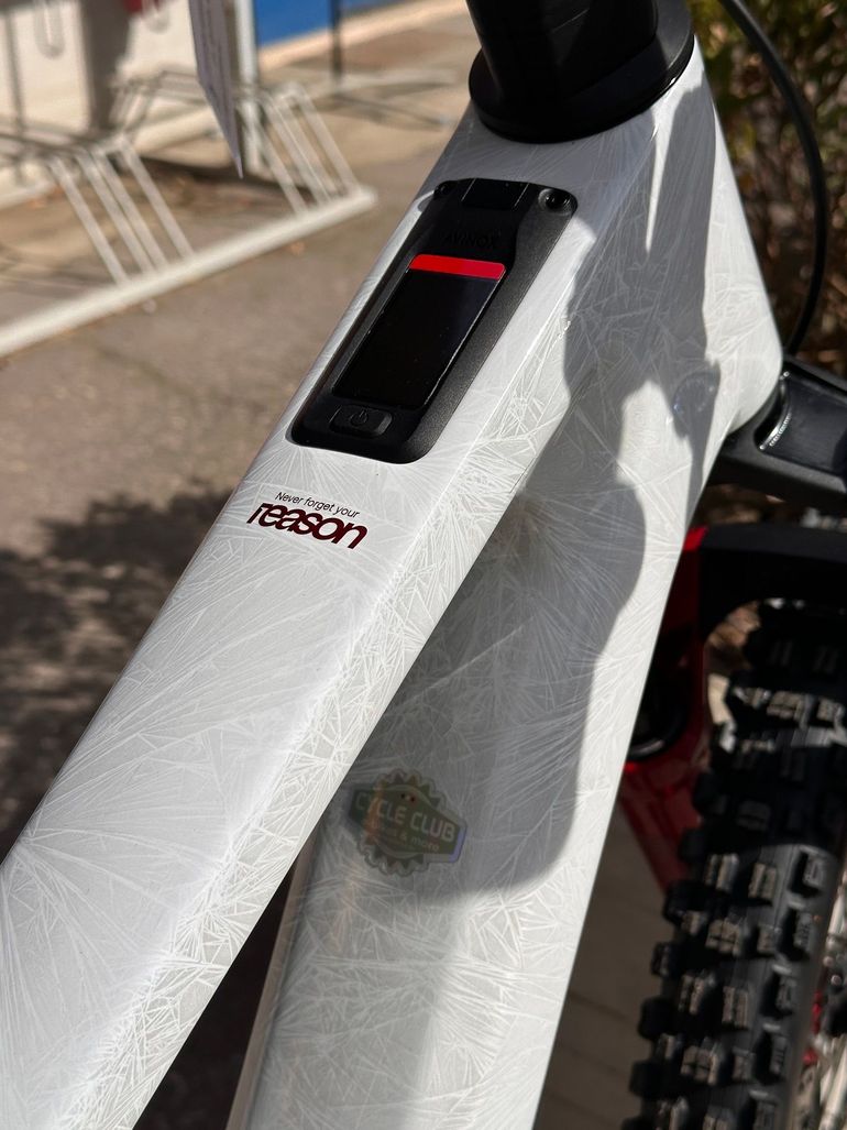 Used Megamo CRB 02 AVINOX M2s 2027 2027 Mountainbike, Bianco — image 5 of 18