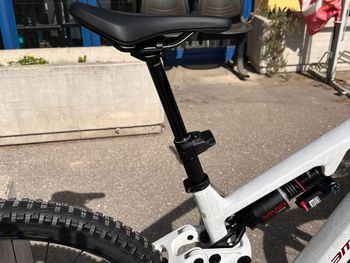 Used Megamo CRB 02 AVINOX M2s 2027 2027 Mountainbike, Bianco — image 9 of 18