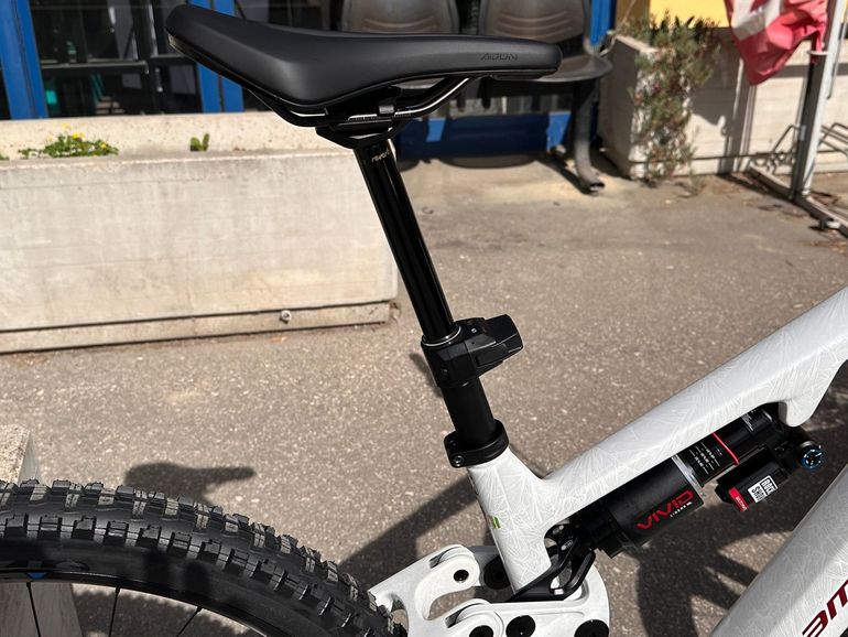Used Megamo CRB 02 AVINOX M2s 2027 2027 Mountainbike, Bianco — image 9 of 18