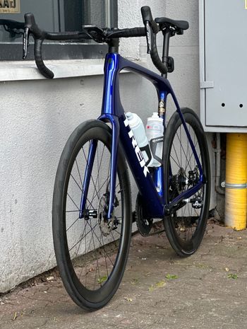 Used Trek Domane SL 6 Gen 4 2024 2024 Road & Gravel, Blu — image 2 of 6