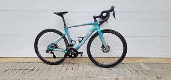 Used Specialized S-Works Roubaix SL8 - Shimano Dura-Ace Di2 2025 2025 Road & Gravel, Green — image 2 of 7
