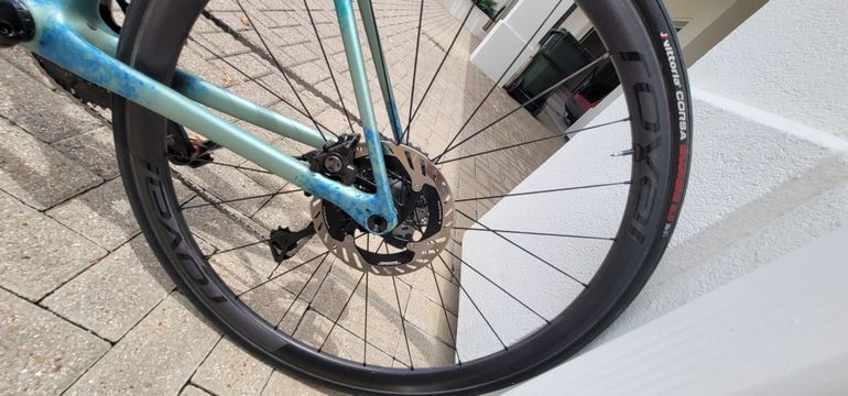 Used Specialized S-Works Roubaix SL8 - Shimano Dura-Ace Di2 2025 2025 Road & Gravel, Green — image 6 of 7