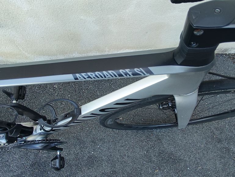 Used Canyon Aeroad CF SL Disc 8.0 Di2 2020 2020 Road & Gravel, Gris claro — image 5 of 7