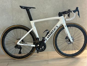 Used Specialized Venge Shimano Ultegra Di2 2020 Road & Gravel, Weiß — image 2 of 12