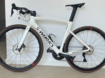 Used Specialized Venge Shimano Ultegra Di2 2020 Road & Gravel — image 10 of 10