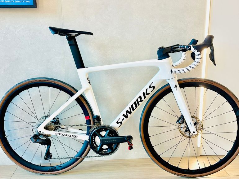 Used Specialized Venge Shimano Ultegra Di2 2020 Road & Gravel — image 1 of 10