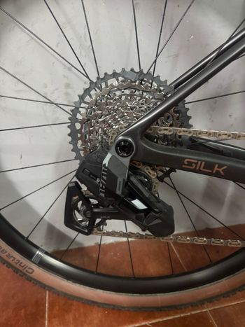 Used Megamo Megamo Silk 04 SRAM Rival AXS 13v 2026 Road & Gravel, Light Gray — image 6 of 17