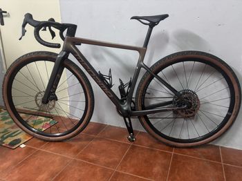 Used Megamo Megamo Silk 04 SRAM Rival AXS 13v 2026 Road & Gravel, Light Gray — image 2 of 17