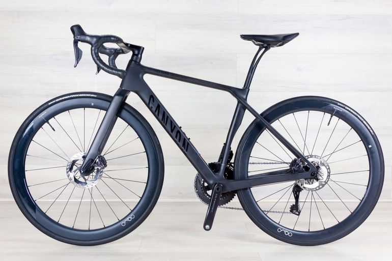 Used Canyon Endurace CF SLX 8 2024 Road & Gravel, Black — image 2 of 17