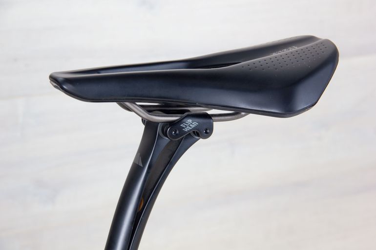 Used Canyon Endurace CF SLX 8 2024 Road & Gravel, Black — image 17 of 17