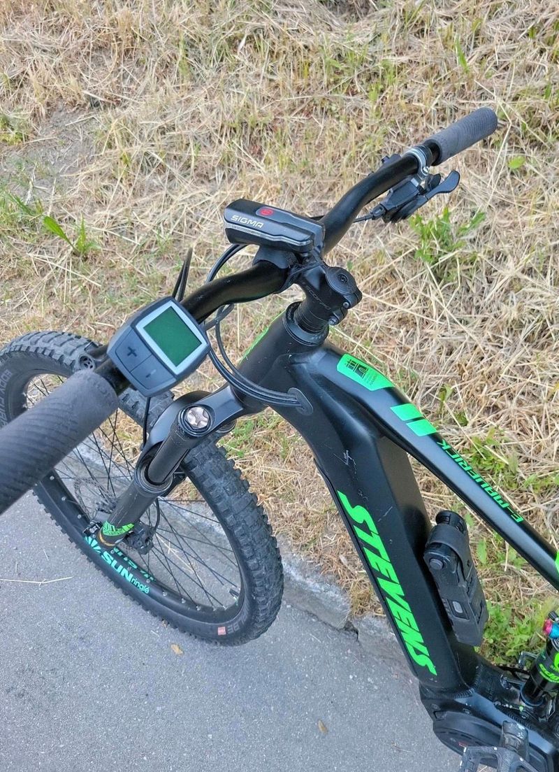 Used Stevens E-Maverick 2020 2020 Mountainbike, Black, 27.5 — image 4 of 4