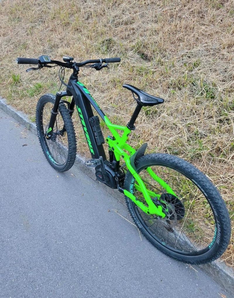 Used Stevens E-Maverick 2020 2020 Mountainbike, Black, 27.5 — image 3 of 4