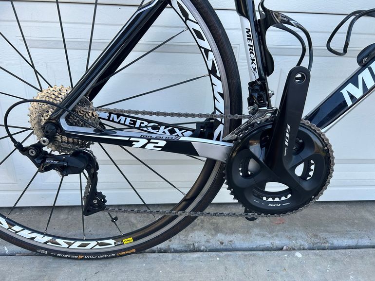 Used Eddy Merckx Eddy Merckx Custom Shimano 105 2019 Road & Gravel, Black — image 3 of 5