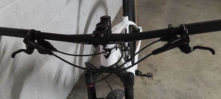 Used Berria BRAVO 6 2021 2021 Mountainbike, White, 29 — image 4 of 10