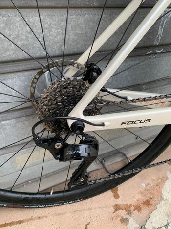 Used Focus IZALCO MAX 8.7 2024 2024 Road & Gravel — image 3 of 7
