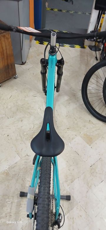 Used Massi Fura Shimano Deore 2025 Mountainbike, Green — image 6 of 9