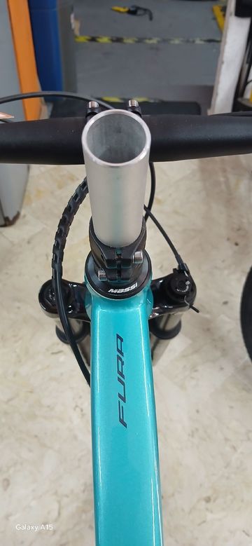 Used Massi Fura Shimano Deore 2025 Mountainbike, Green — image 7 of 9