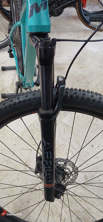 Used Massi Fura Shimano Deore 2025 Mountainbike, Green — image 9 of 9
