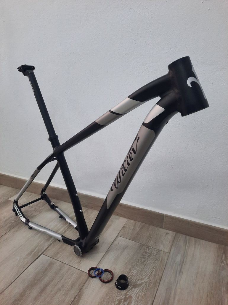 Used Wilier 503X PRO SHIMANO SLX 1X12 2023 Frameset 2023 Mountainbike, Schwarz, 29 — image 1 of 4