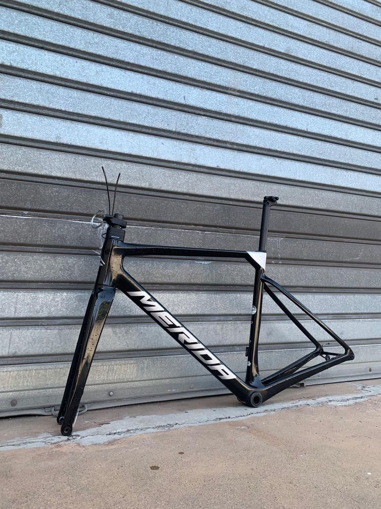 Used Merida SCULTURA 6000 2025 Frameset 2025 Road & Gravel, Black — image 2 of 4