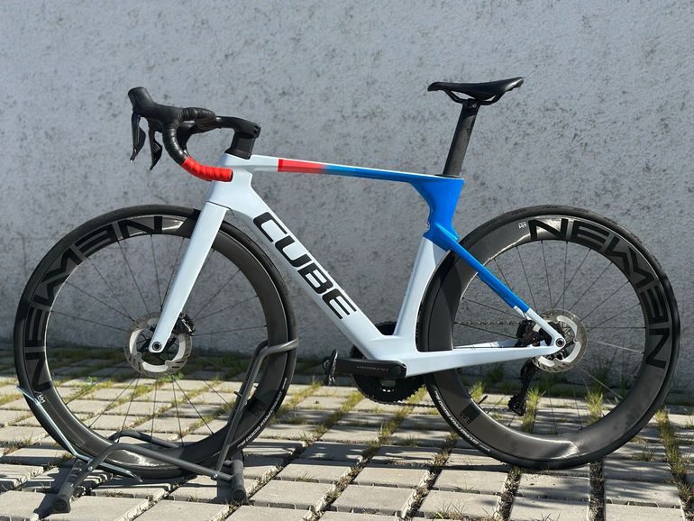 Used CUBE LITENING AERO C:68X RACE 2023 2023 Road & Gravel, Bianco — image 2 of 9