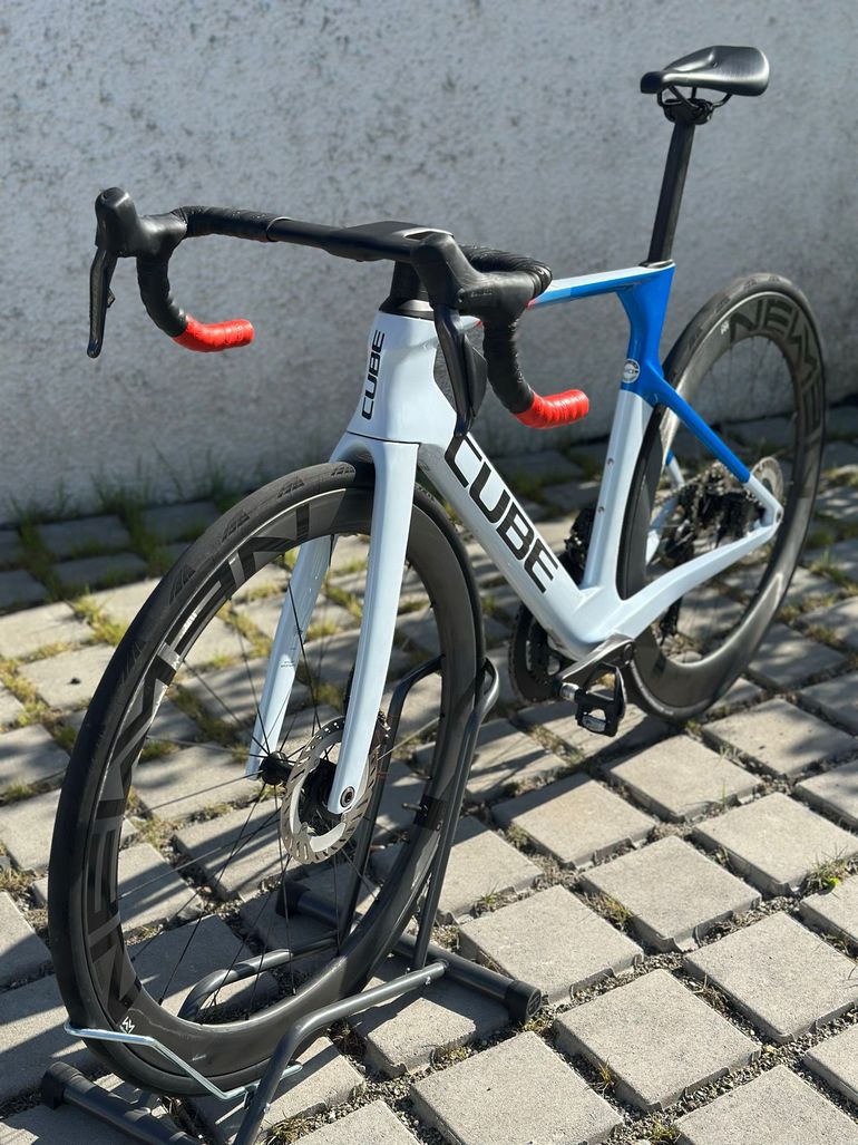 Used CUBE LITENING AERO C:68X RACE 2023 2023 Road & Gravel, Bianco — image 4 of 9