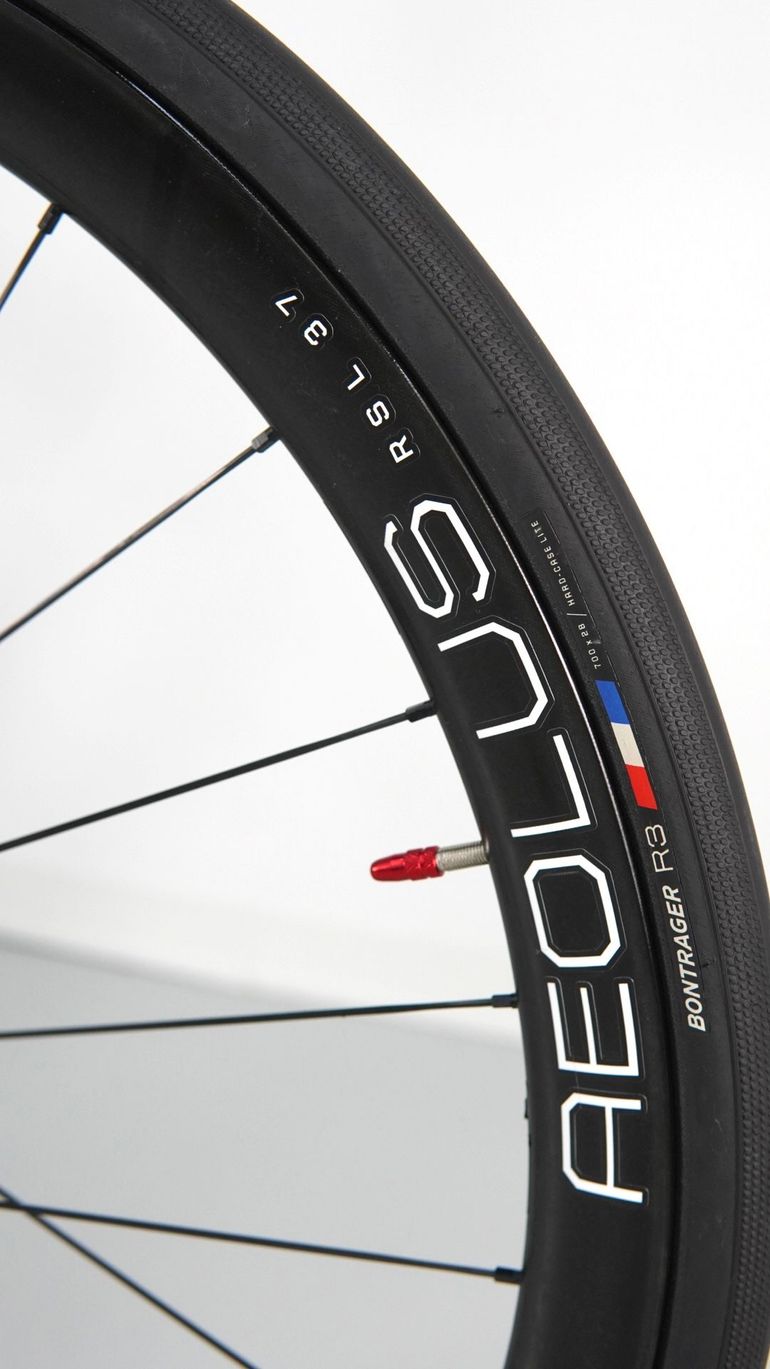 Used Trek Émonda SLR 9 eTap 2021 2021 Road & Gravel, Blue — image 12 of 24