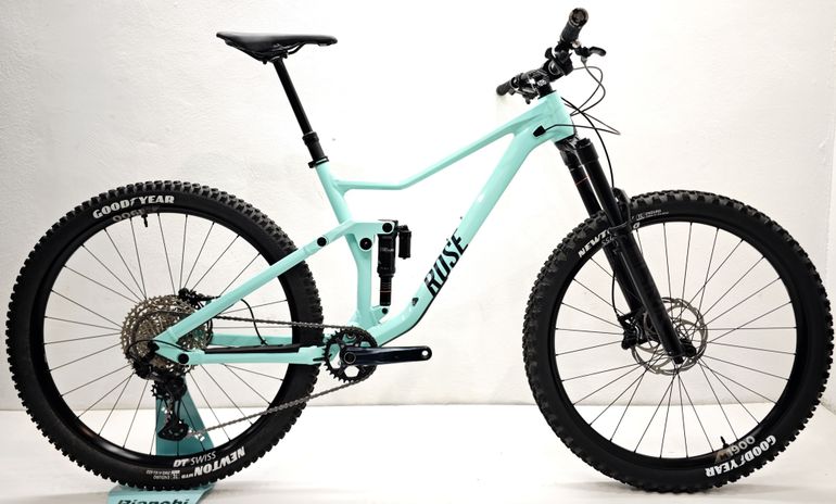 Used Rose ROOT MILLER 2 2022 2022 Mountainbike, Grün, 29 — image 1 of 12
