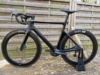 Used Canyon Aeroad CF SL Disc 8.0 Di2 2019 2019 Road & Gravel, Negro — image 2 of 7